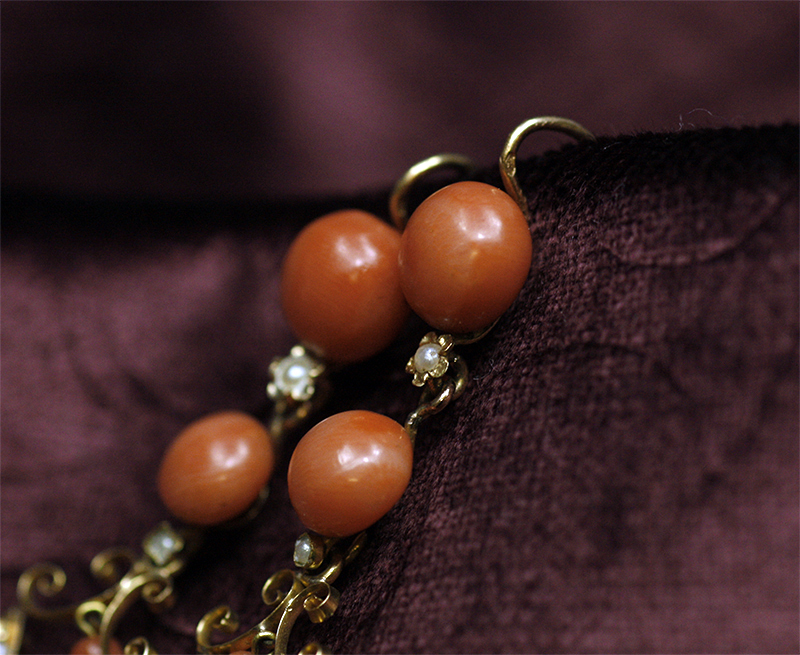 Antique Gallery Soleil アンティークジュエリー / 珊瑚 ピアス